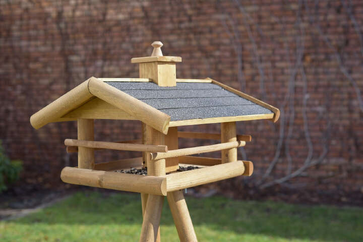 PATKAR Vogelhaus mit Bitumendach